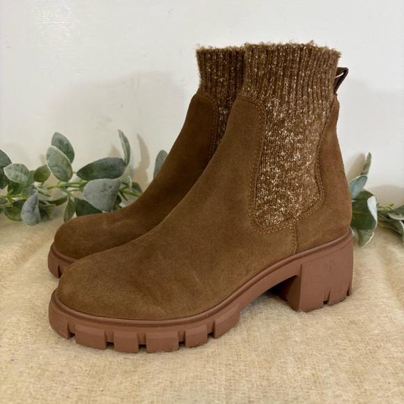 Steve Madden Hayle pull on Chelsea boot brown women 8.5 lug sole - Picture 1 of 11